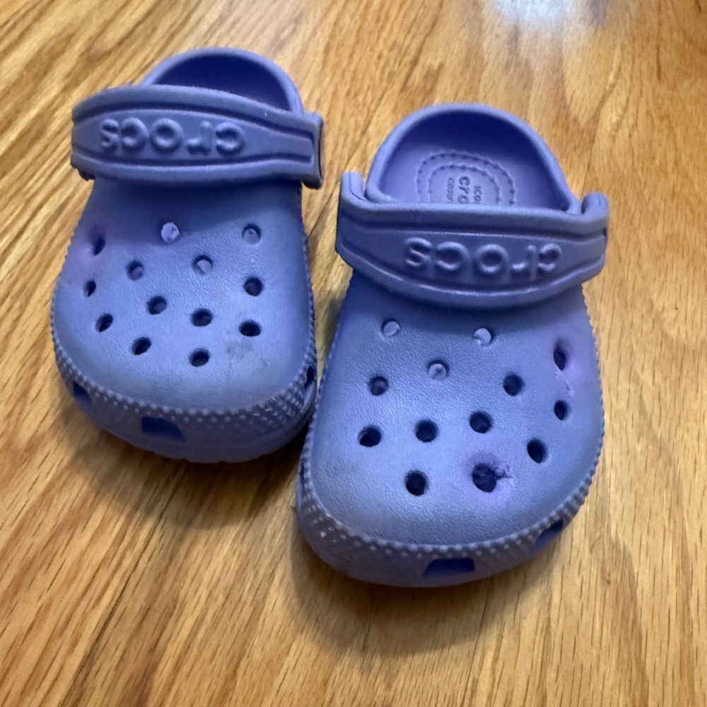 CROCS Kids Lavender Classic Clog
